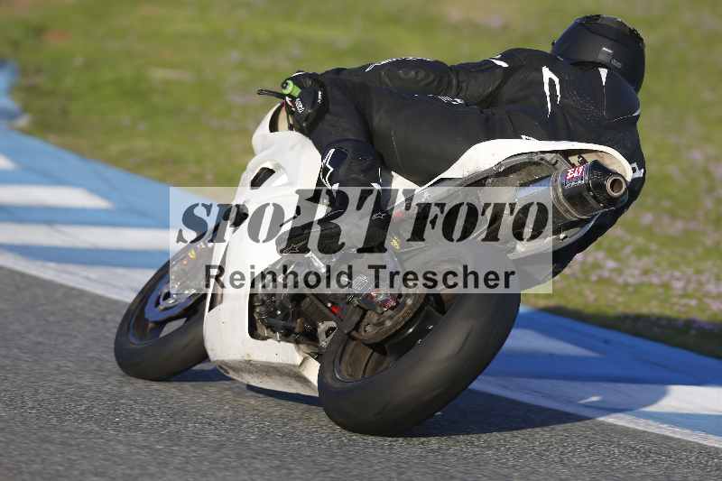 /01 24.-27.01.2025 Moto Center Thun Jerez/gruen-green/333